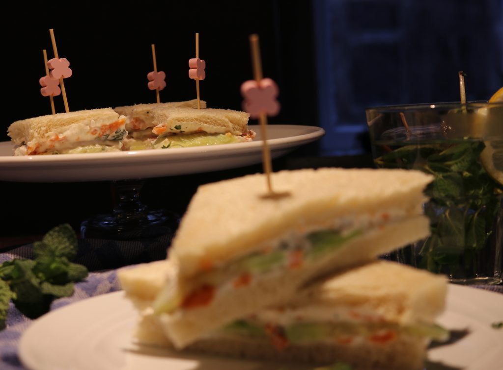 Cremige Gurken-Sandwiches mit &amp;#39;Lachs&amp;#39; - Dailyvegan