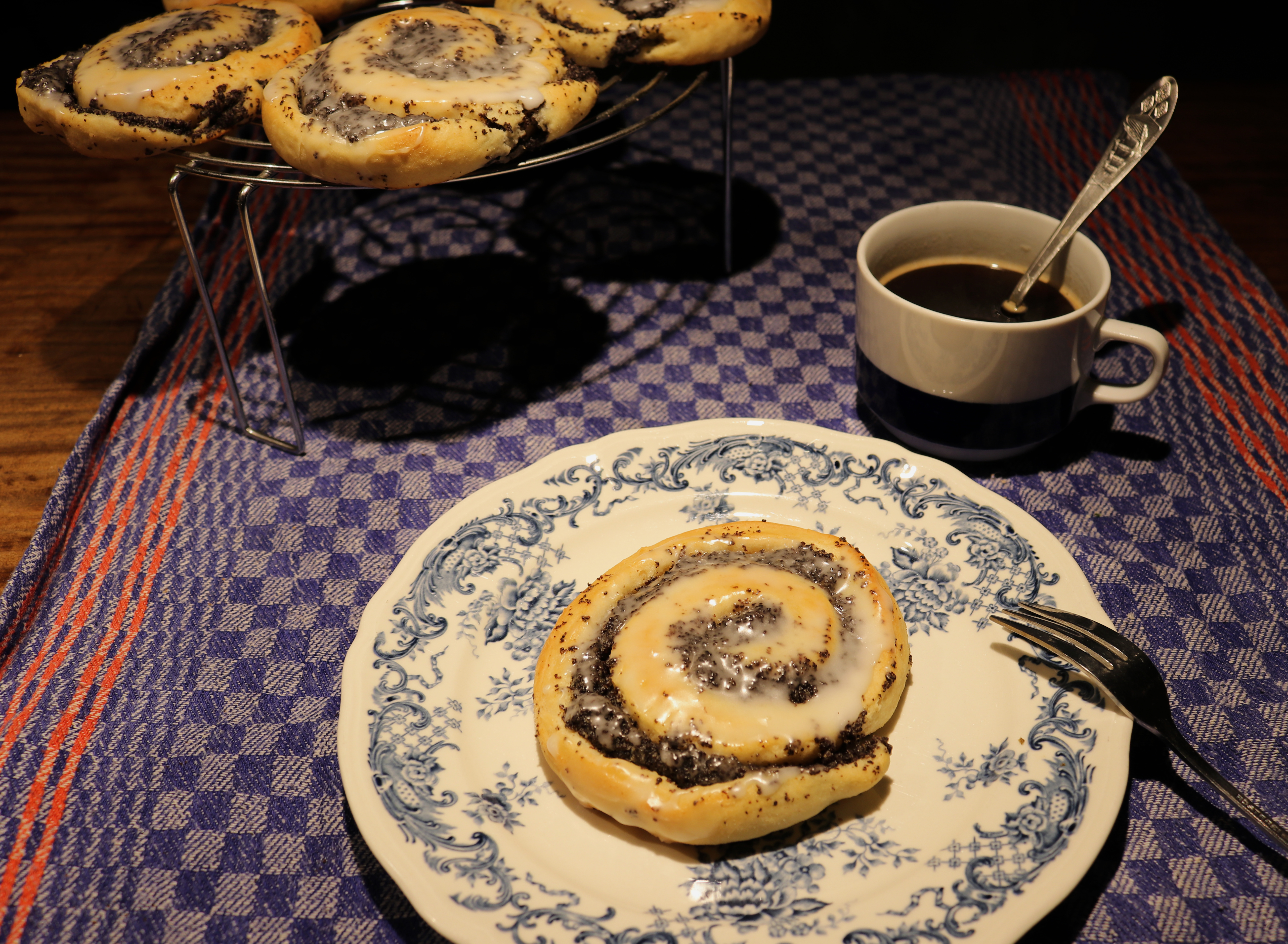 Mohnschnecken mit Zuckerguss