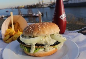 Vischburger mit Chips