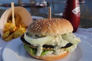 Vischburger mit Chips