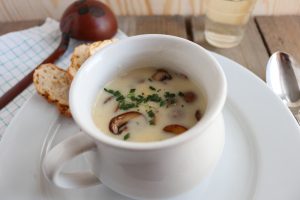 Spargel-Pilz-Cremesuppe
