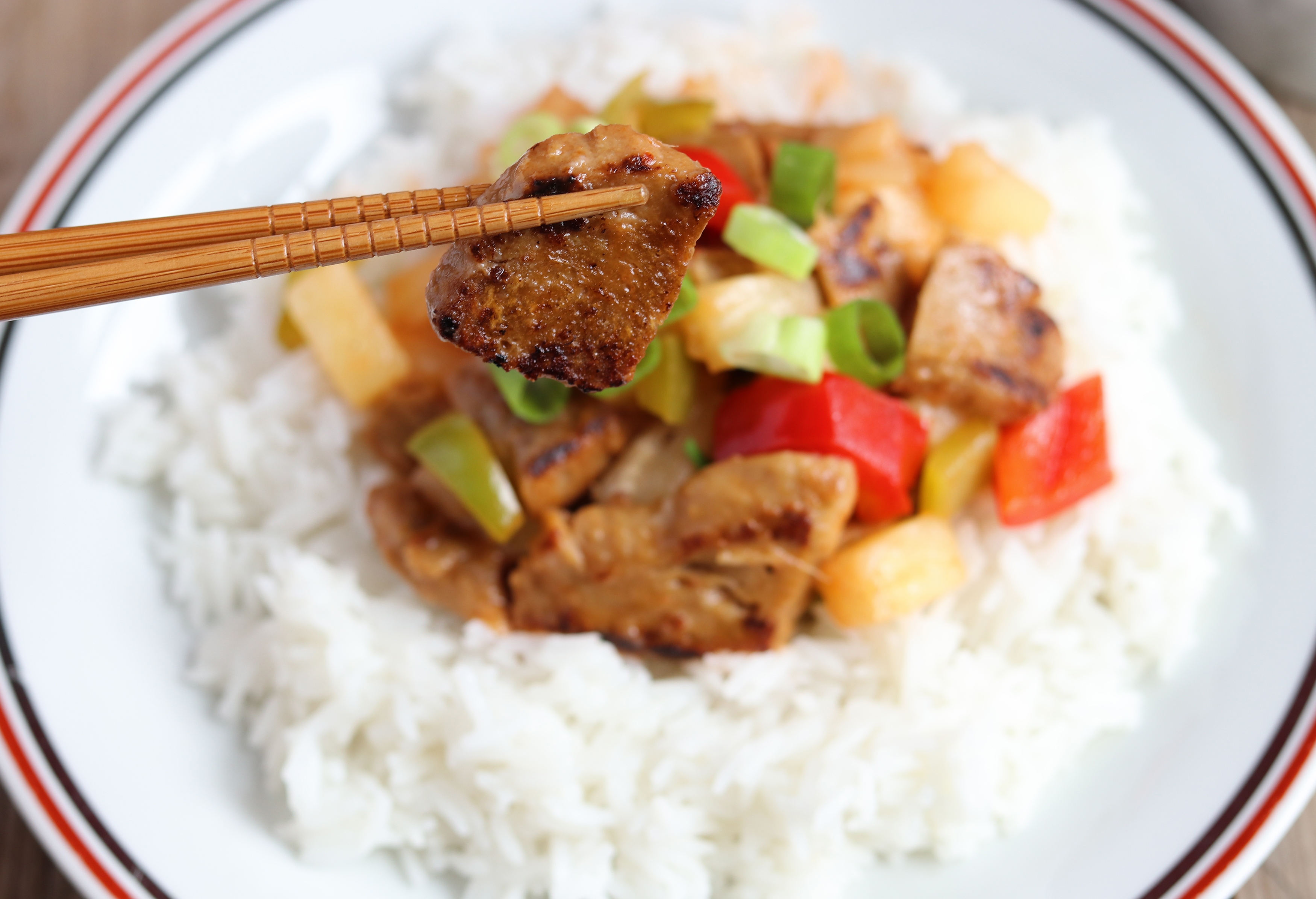 Veganes Huhnchen Suss Sauer Mit Reis Dailyvegan 