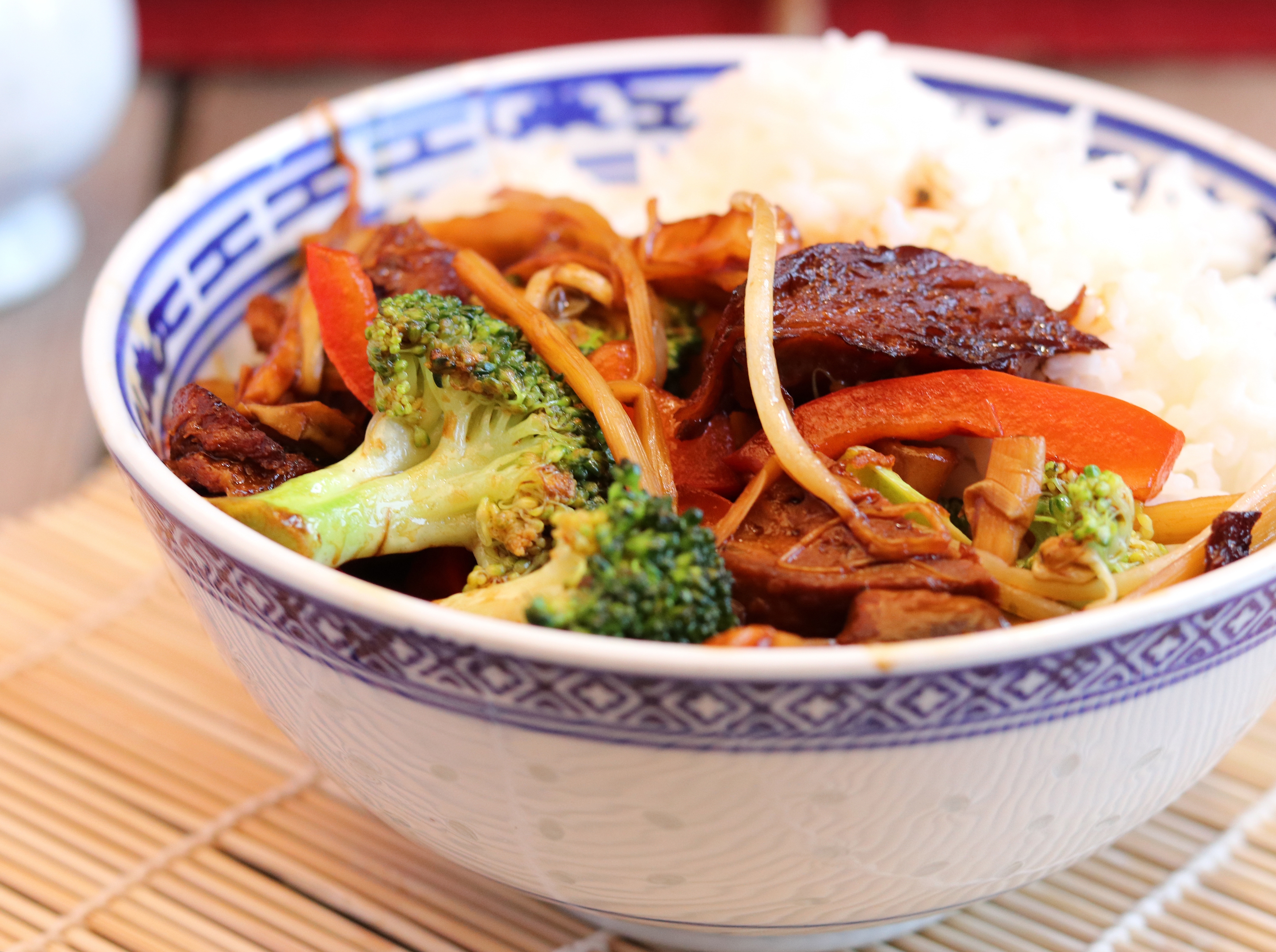 Chop Suey Veganisiert Mit Mock Chicken Dailyvegan