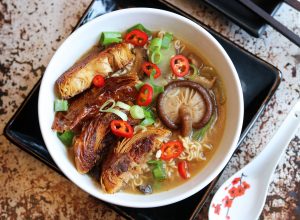 Miso-Ramen mit Shitake und NoDuck