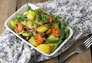 Mediterraner Kartoffelsalat Frisch Und Lecker Dailyvegan