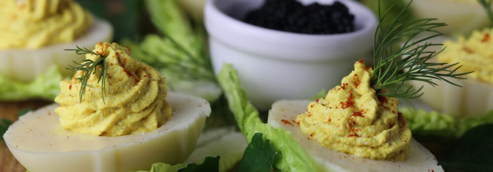 Vegane, gefüllte Eier
