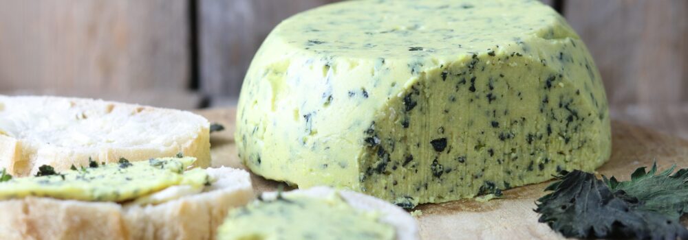 Veganer Brennnesselkäse