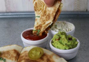 Salsa, Guacamole und vegane Sour Cream