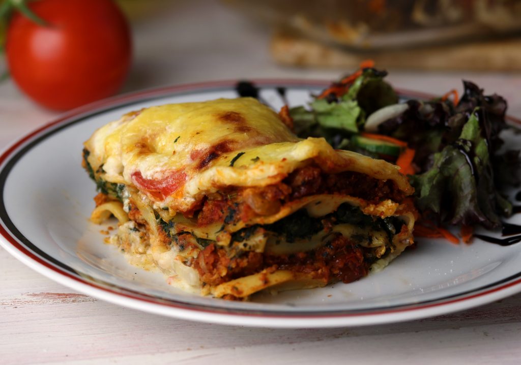 Vegane Lasagne mit Hack