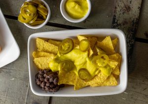 Nachos mit Käsesauce