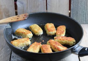 frying fish fingers