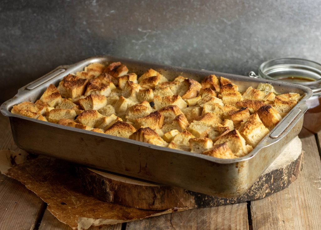 Frisch gebackener Bread Pudding