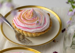 rhubarb meringue tartelettes