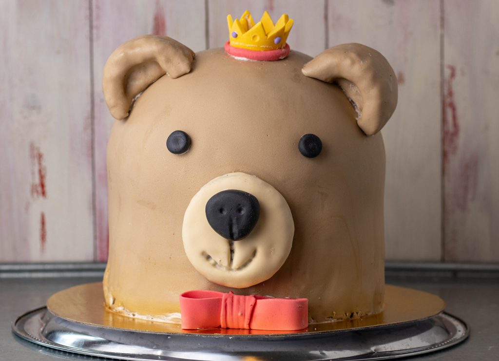 Bärchen mit Schleife und Krone