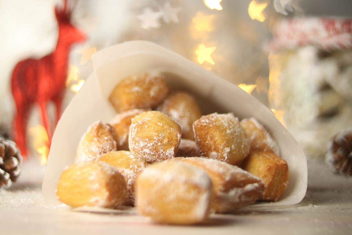 German crullers, very popular on Christmas markets