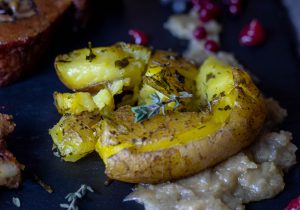 Crushed potatoes from the oven