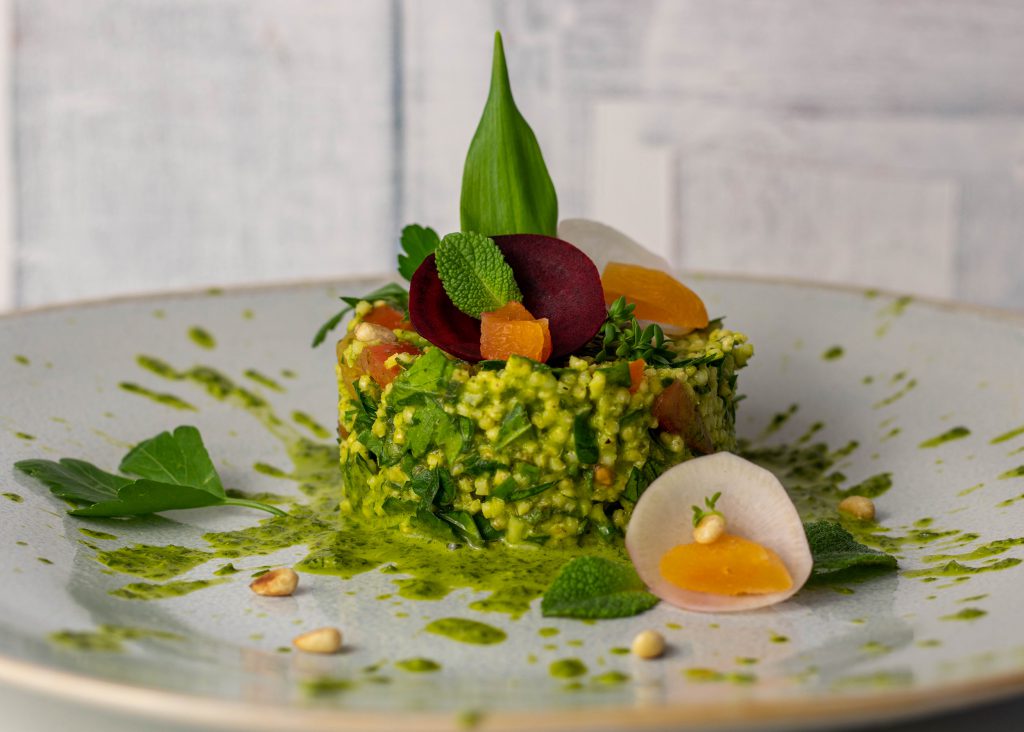 Grüner Goldhirsesalat mit Bärlauch-Zitronen-Dressing