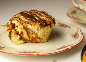 Gefüllt mit Erdnussbutter und Salzkaramell