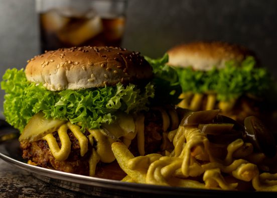 Chicken of the Woods Crunch Burger - mit Patties aus Schwefelporling