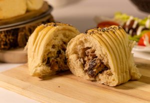 Herzhaftes Wollknäuelbrot schmeckt super zum Abendbrot