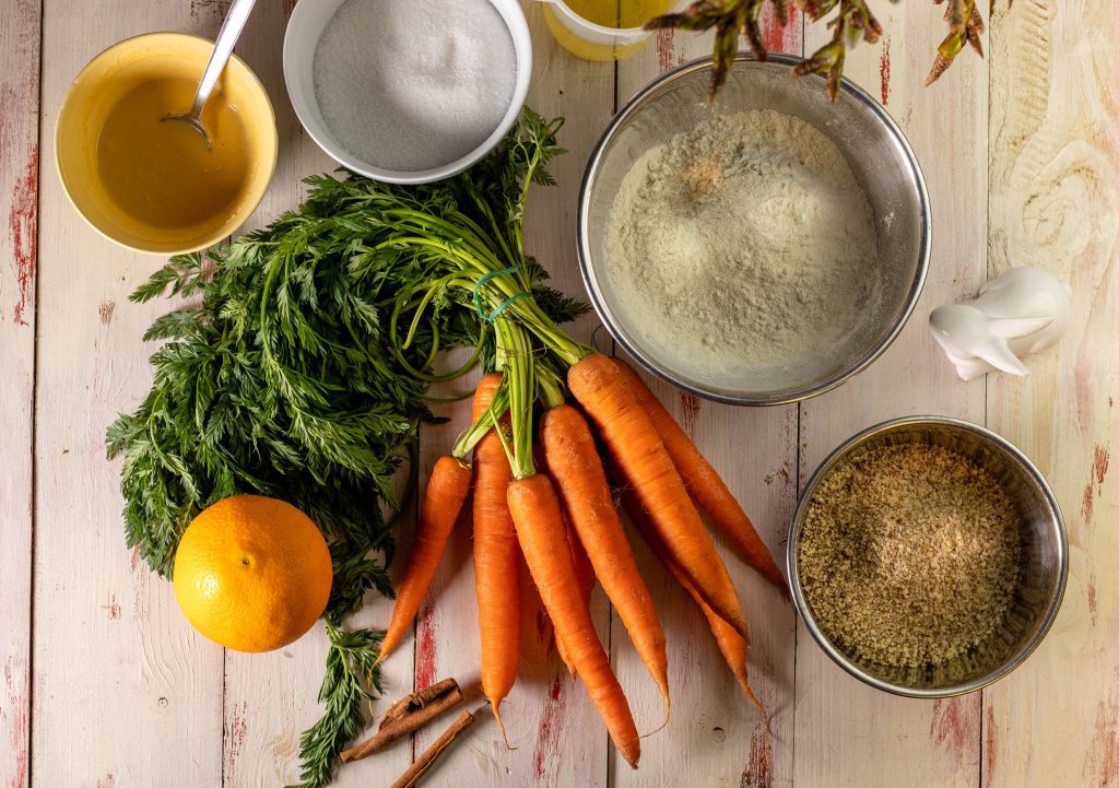 1. Die Zutaten für den veganen Karottenkuchen