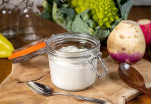 Mayonnaise aus Aquafaba hält übrigens locker 1-2 Wochen im Kühlschrank