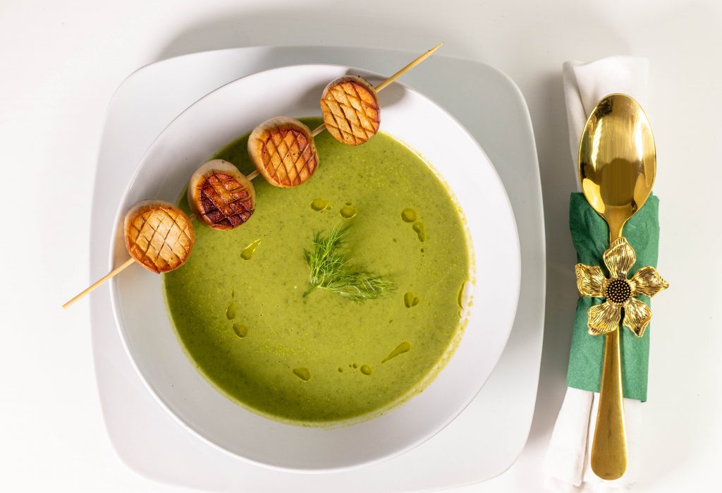 Bärlauchsuppe – dazu vegane Jakobsmuscheln