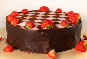 Schachbrettkuchen oder besser: Schachbretttorte