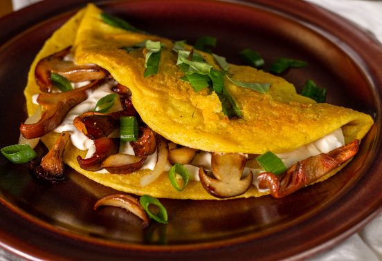Herbstliche Omelettes mit Wildpilzen und Ricotta - vegan