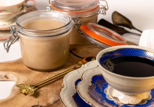 Young vegans in particular often don’t know how to replace dairy condensed milk