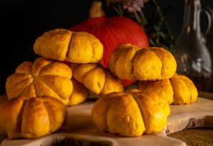 Die Konsistenz erinnert ein wenig an Brioche Teig