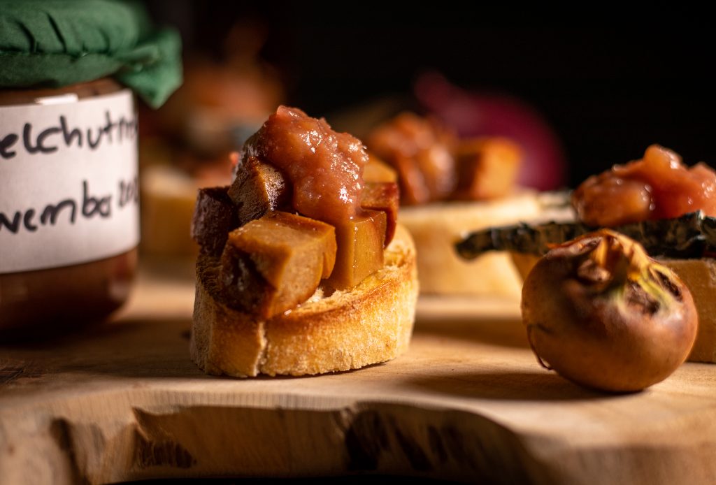 Mispelchutney - deftig aromatisch - aus frischen Mispeln