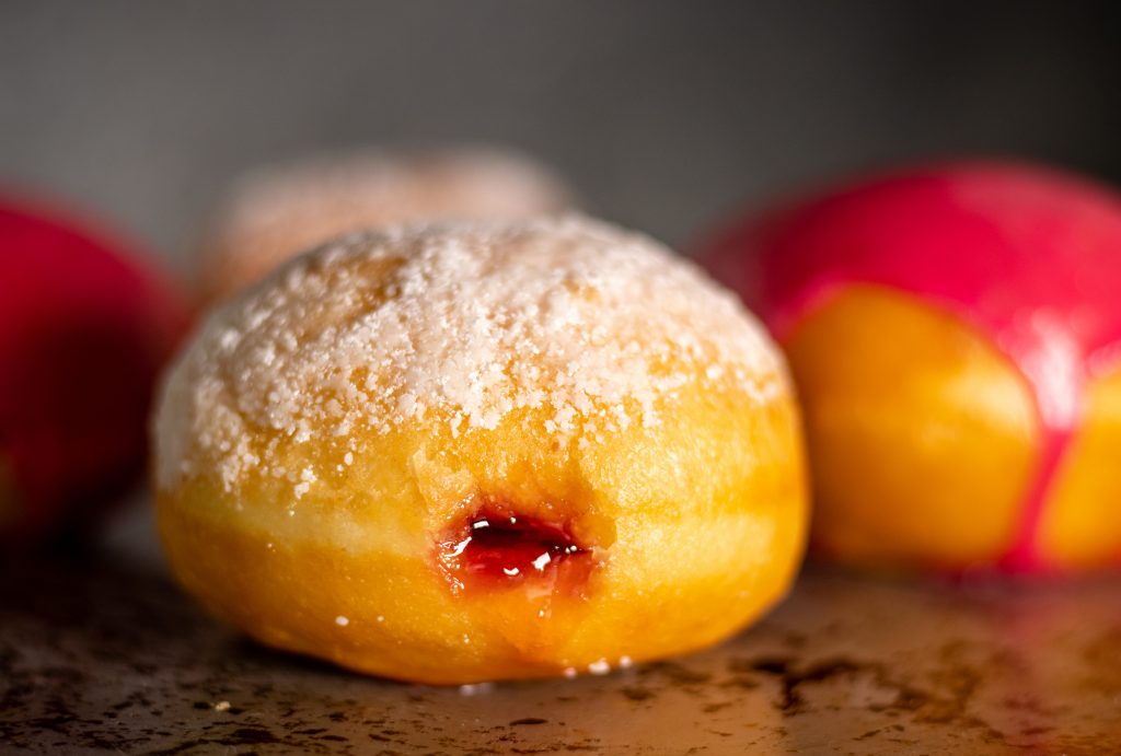 Hier das beste Rezept für vegane Berliner Pfannkuchen. Einfach zuhause selbstgemacht!