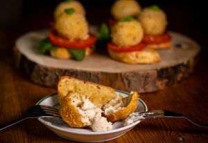 Der vegane Mozzarella schmilzt fantastisch