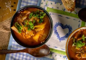 Aus aromatischen, frischen Weißkohl