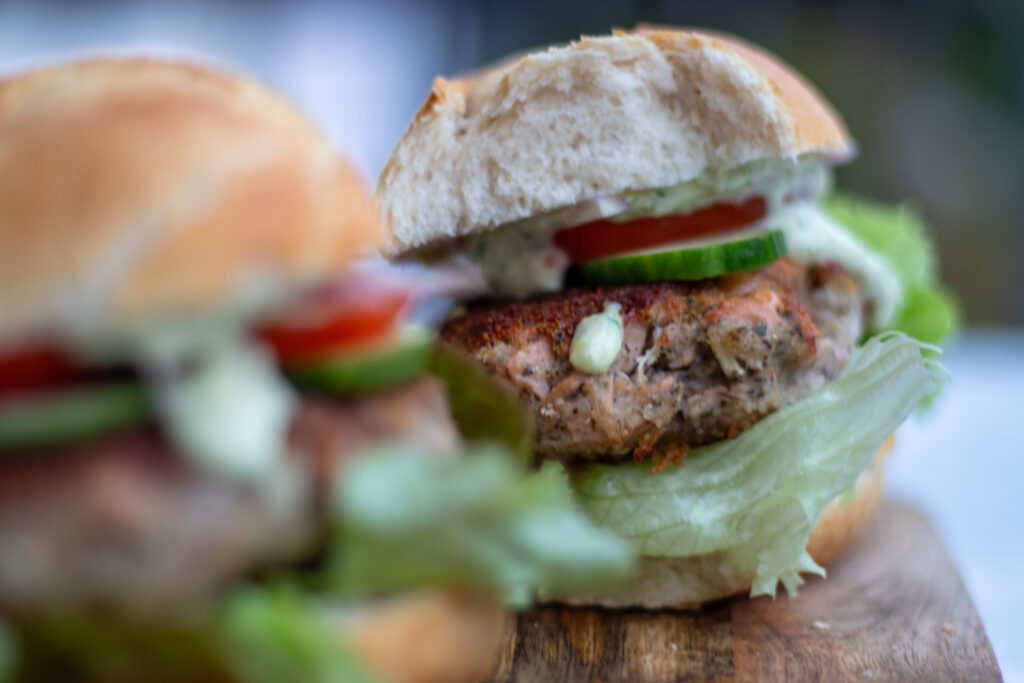 Fischbrötchen geht auch vegan und es schmeckt wie das Original mit Fischfrikadelle