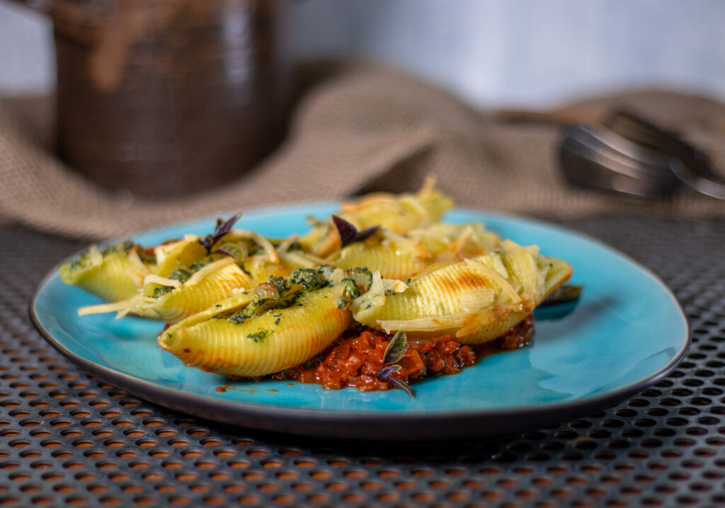 Muschelnudeln mit veganer Ricotta-Spinat-Füllung nach Daily Vegan