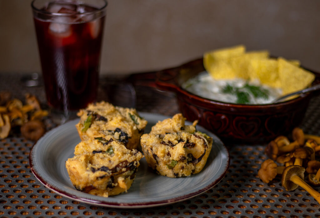 Herzhafte Muffins mit frisch gesammelten Pfifferlingen