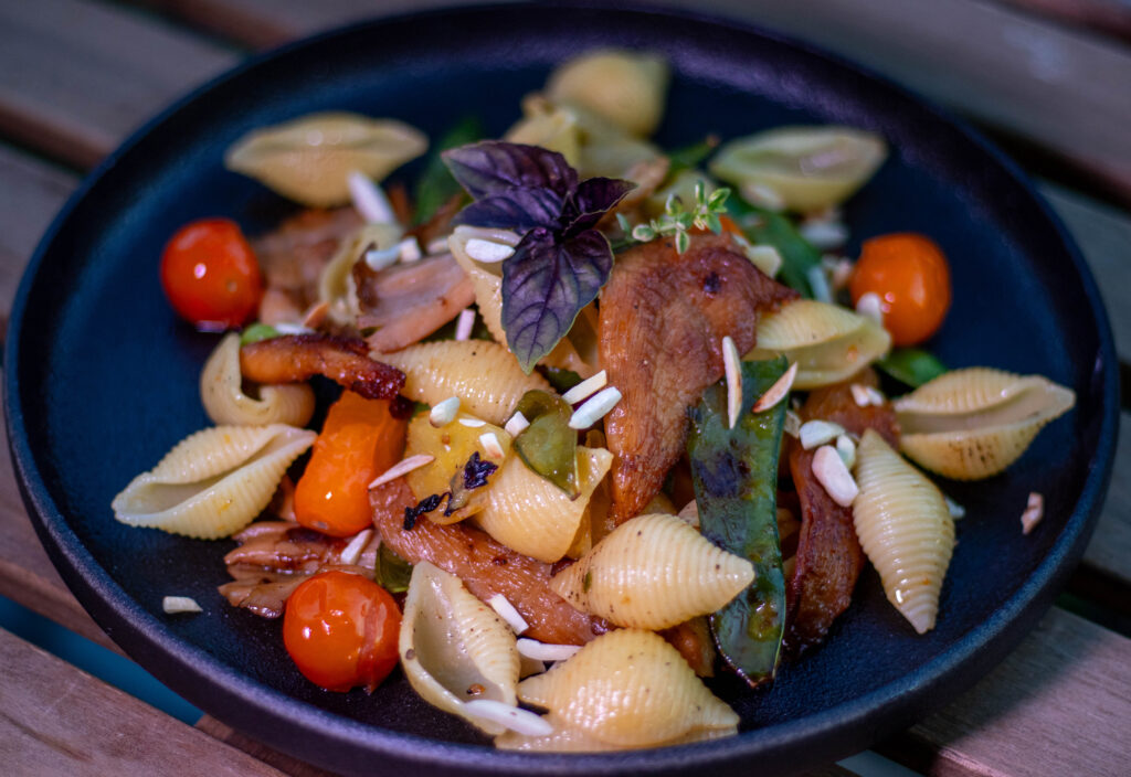 Mediterrane Rosenseitling Pasta, einfach und schnell zubereitet