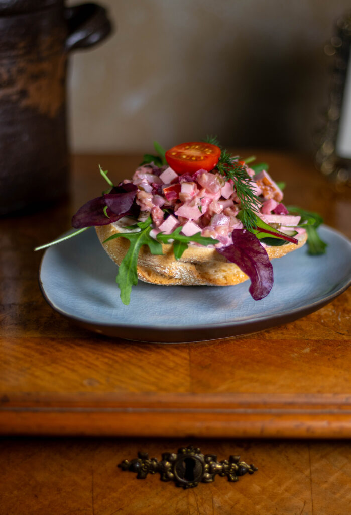 Du liebst Fischsalate für's Brot, so wie einen guten Heringssalat? Das geht auch vegan.