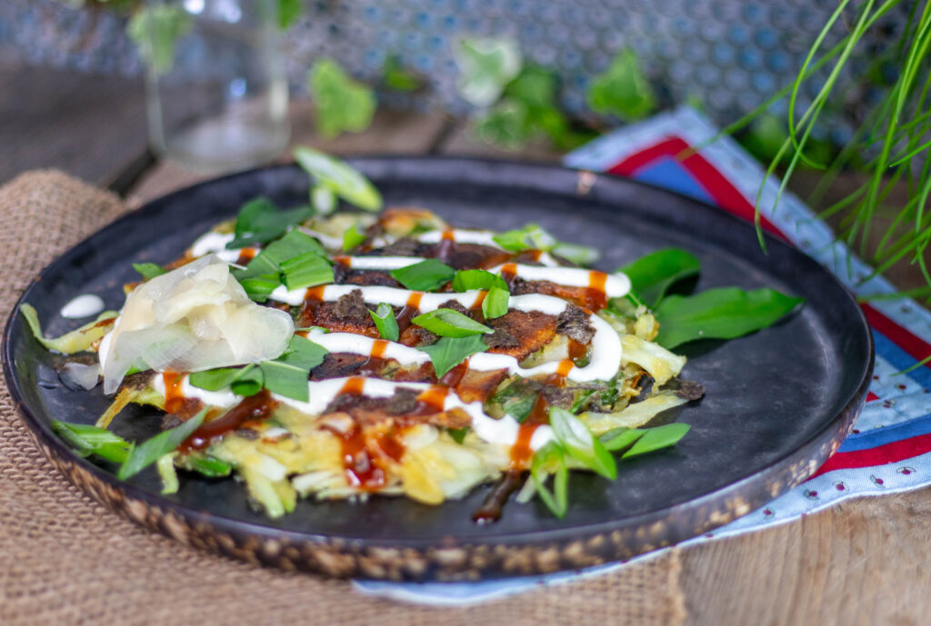 So einfach und so lecker! Mein Rezept für Bärlauch-Okonomiyaki.