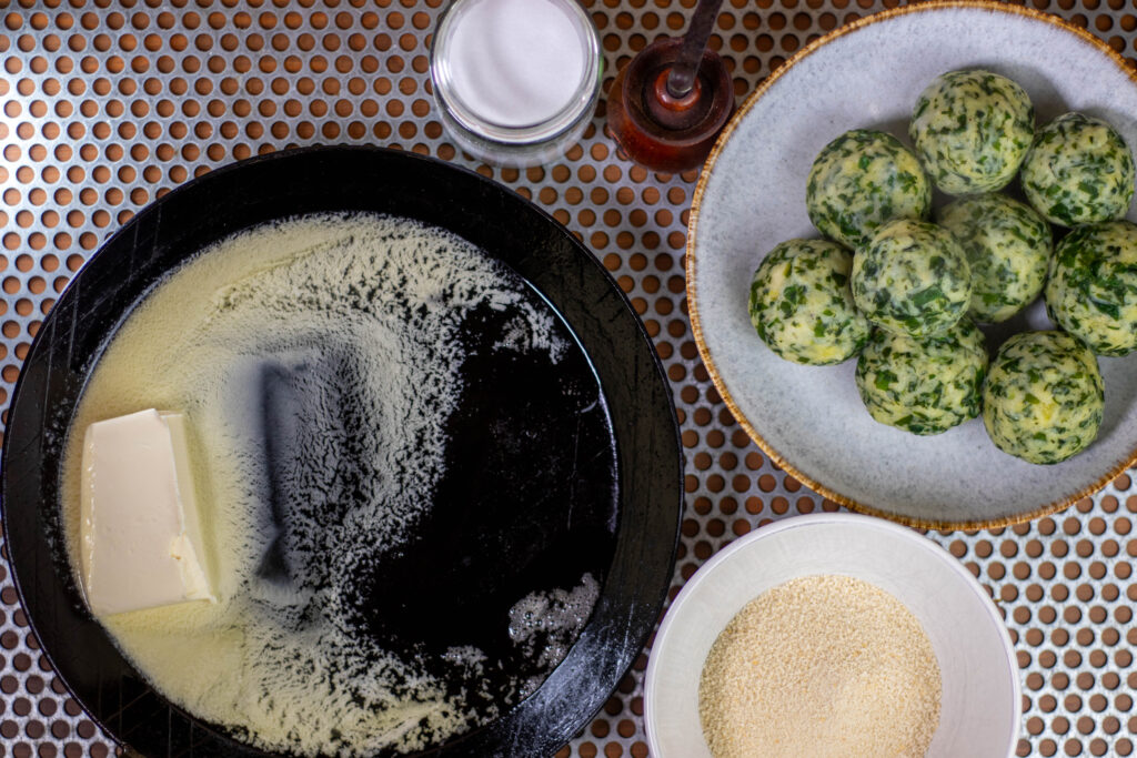 1. Die vegane Butter in der Pfanne erhitzen.