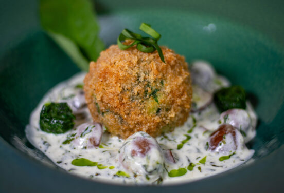 Bärlauchknödel im Knuspermantel - vegan