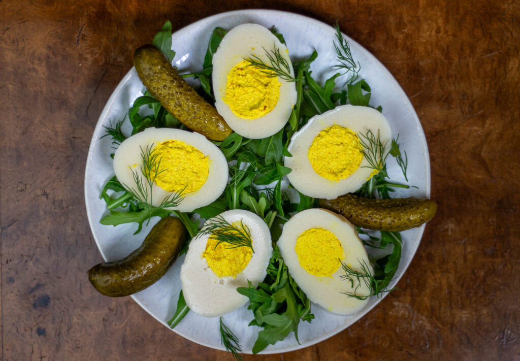 Vegan hard-boiled eggs – purely plant-based