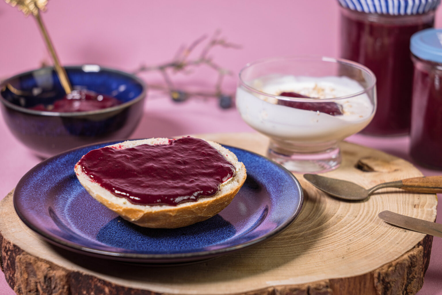 Schlehengelee - selbst gesammelt und eingekocht - Dailyvegan