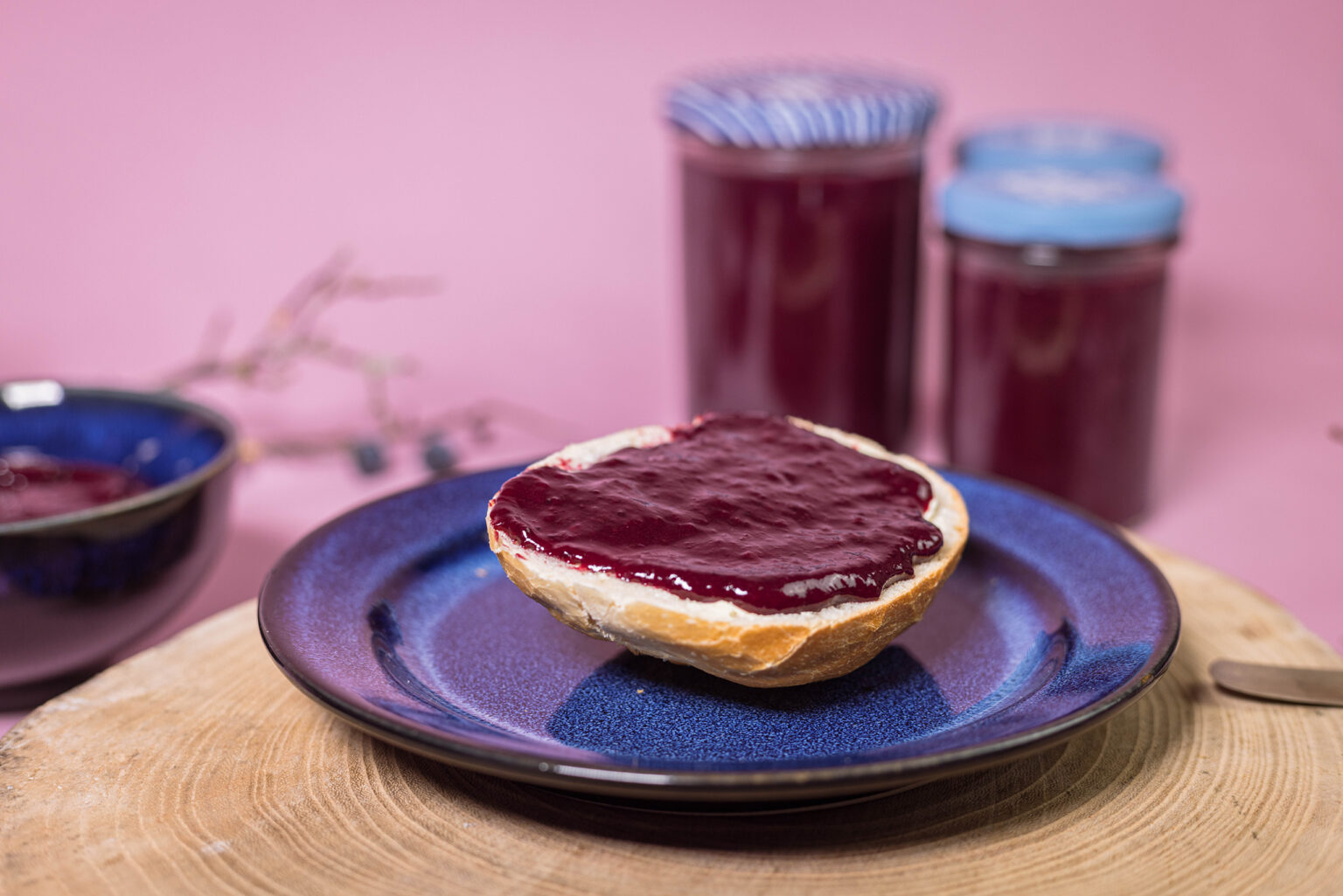 Schlehengelee - selbst gesammelt und eingekocht - Dailyvegan