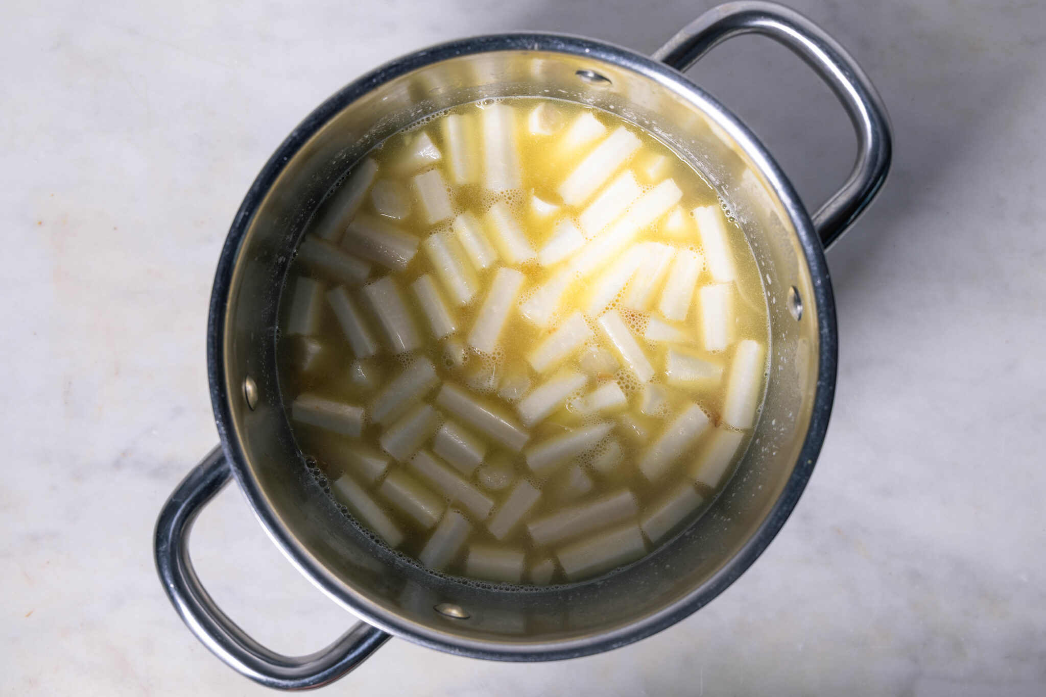 Spargel-Pilz-Cremesuppe - herrlich cremig und vegan - Dailyvegan