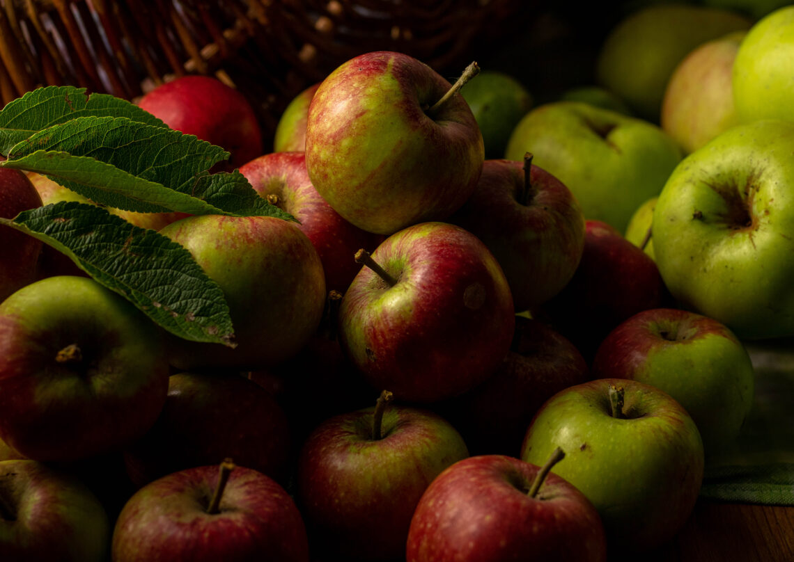 Imprint - Symbolic image with apples
