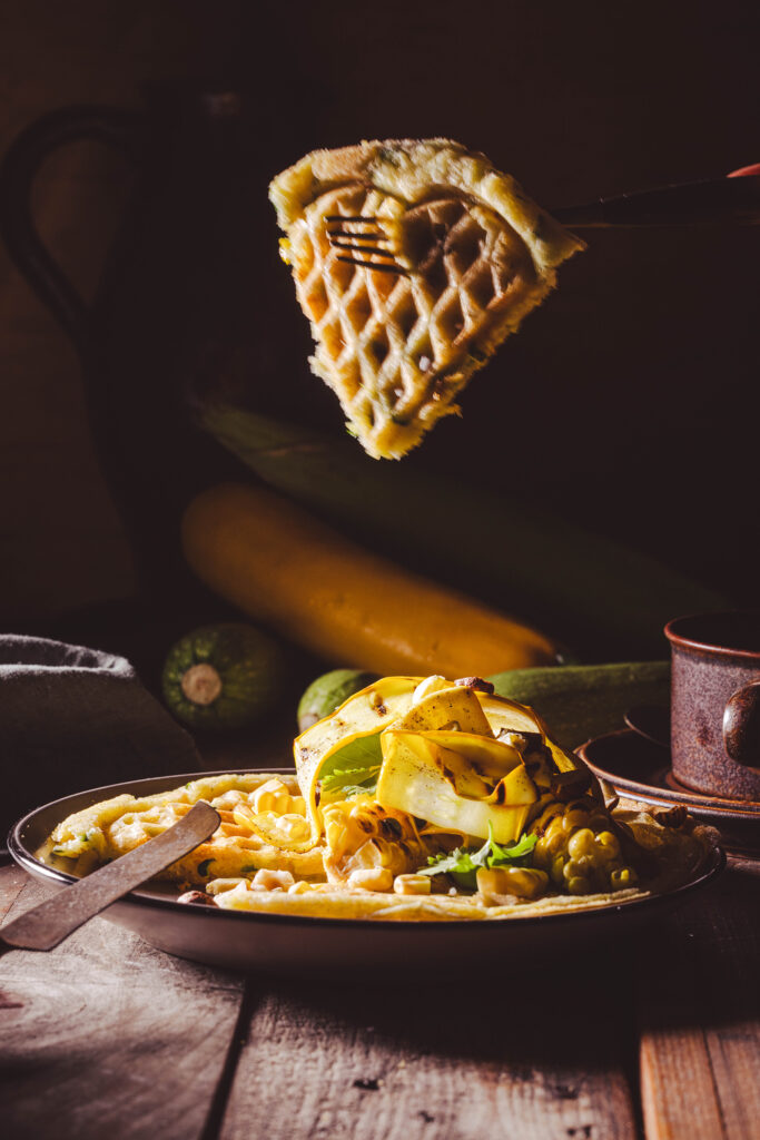 Zucchini-Mais-Waffeln - herzhafte Waffeln aus dem Eisen