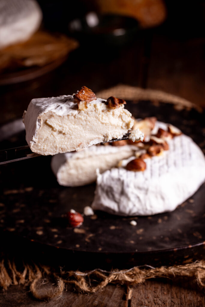 Blumenbert - Veganer Camembert auf Blumenkohlbasis